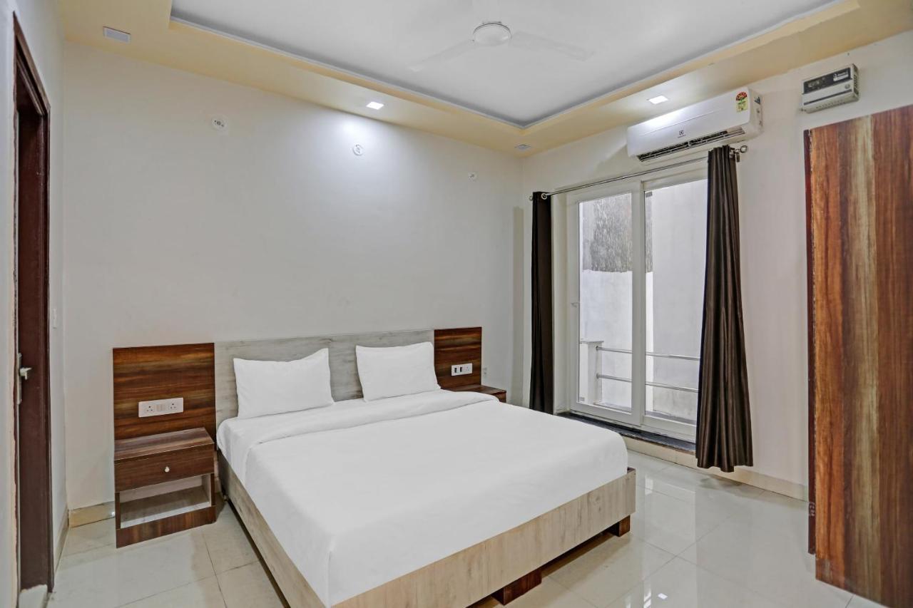 OYO 85795 Hotel Expo View Greater Noida Buitenkant foto