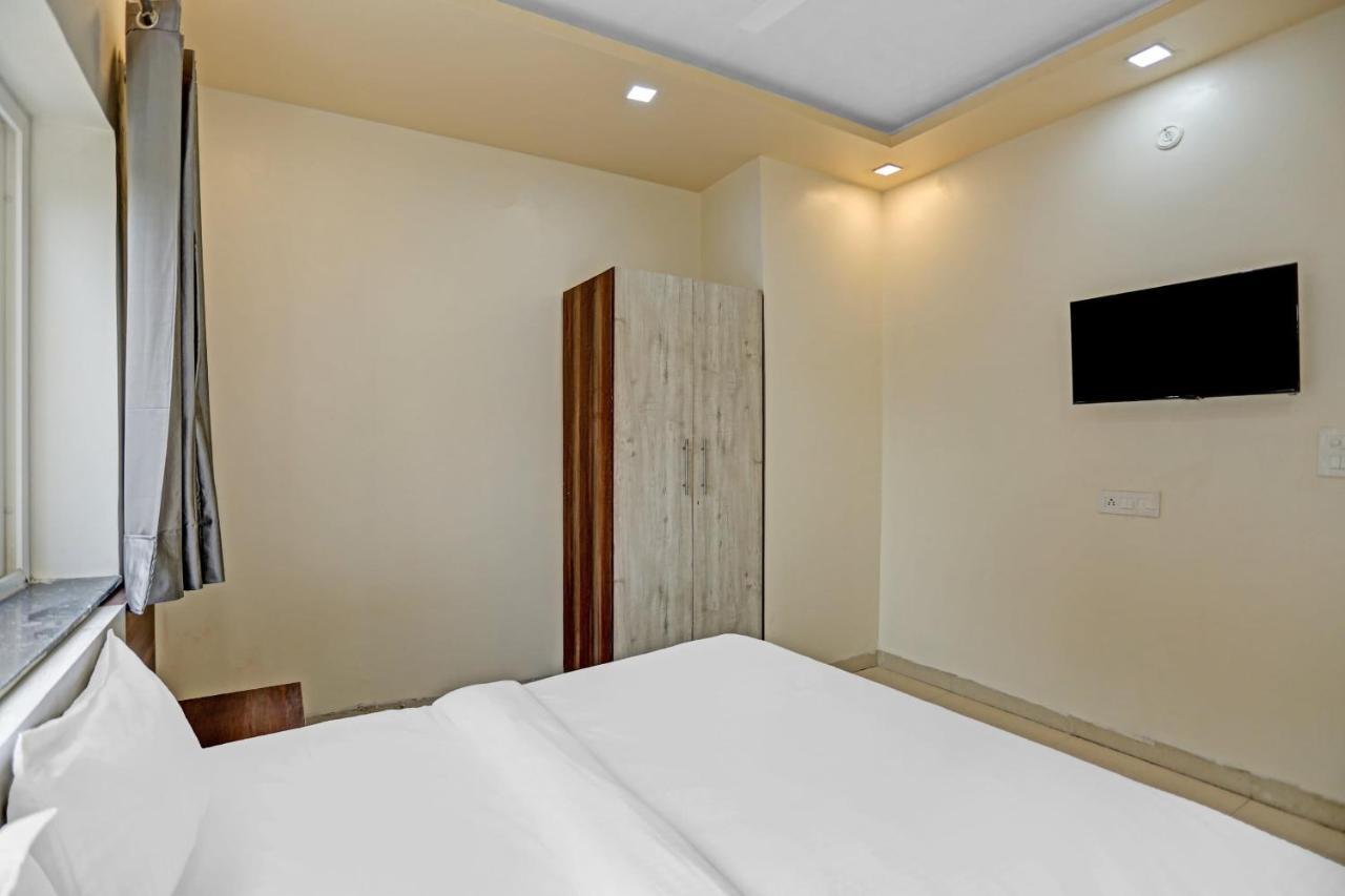 OYO 85795 Hotel Expo View Greater Noida Buitenkant foto