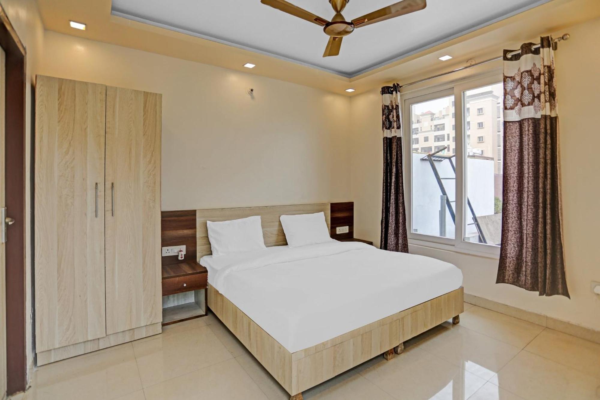OYO 85795 Hotel Expo View Greater Noida Buitenkant foto