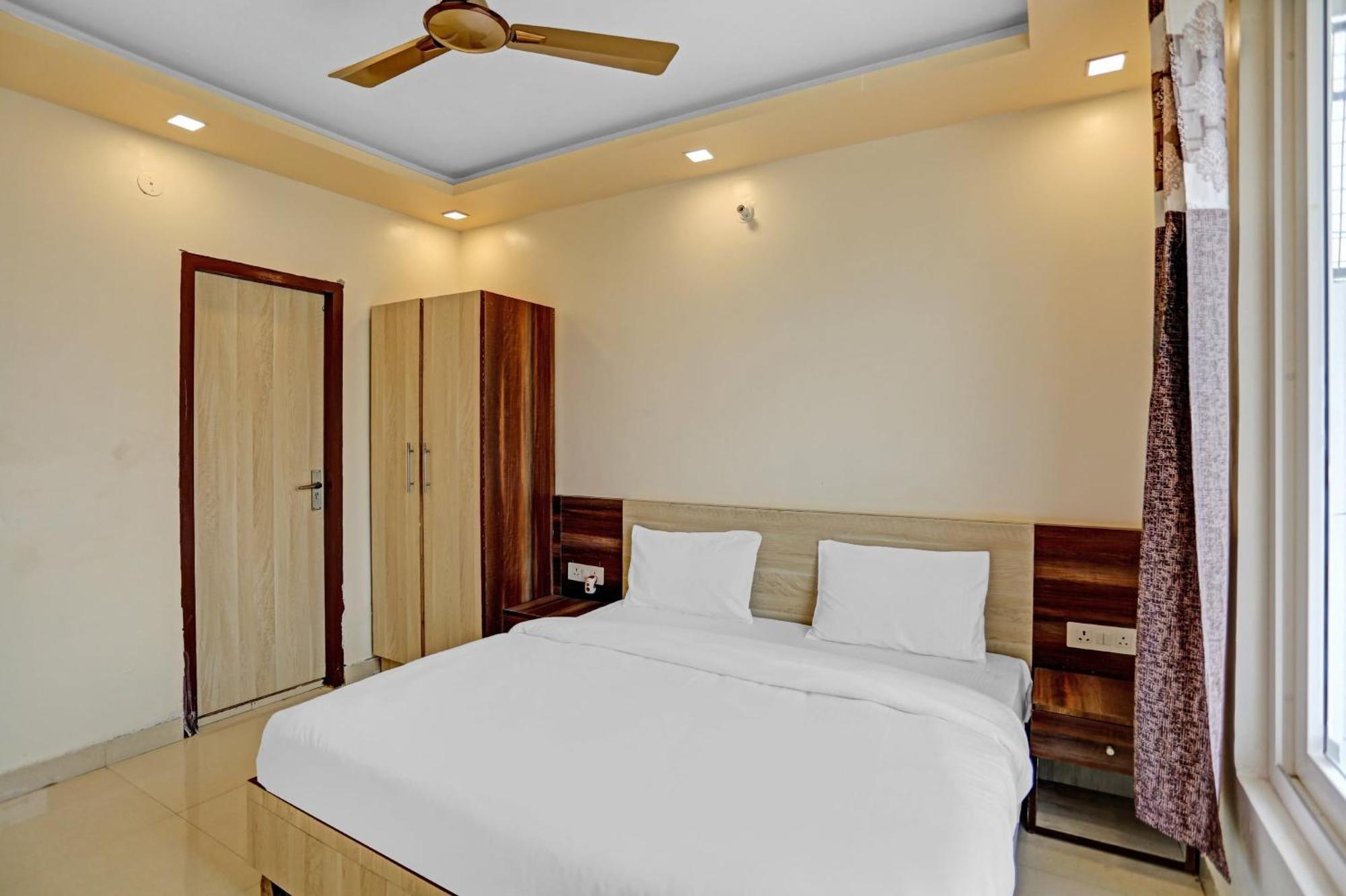 OYO 85795 Hotel Expo View Greater Noida Buitenkant foto