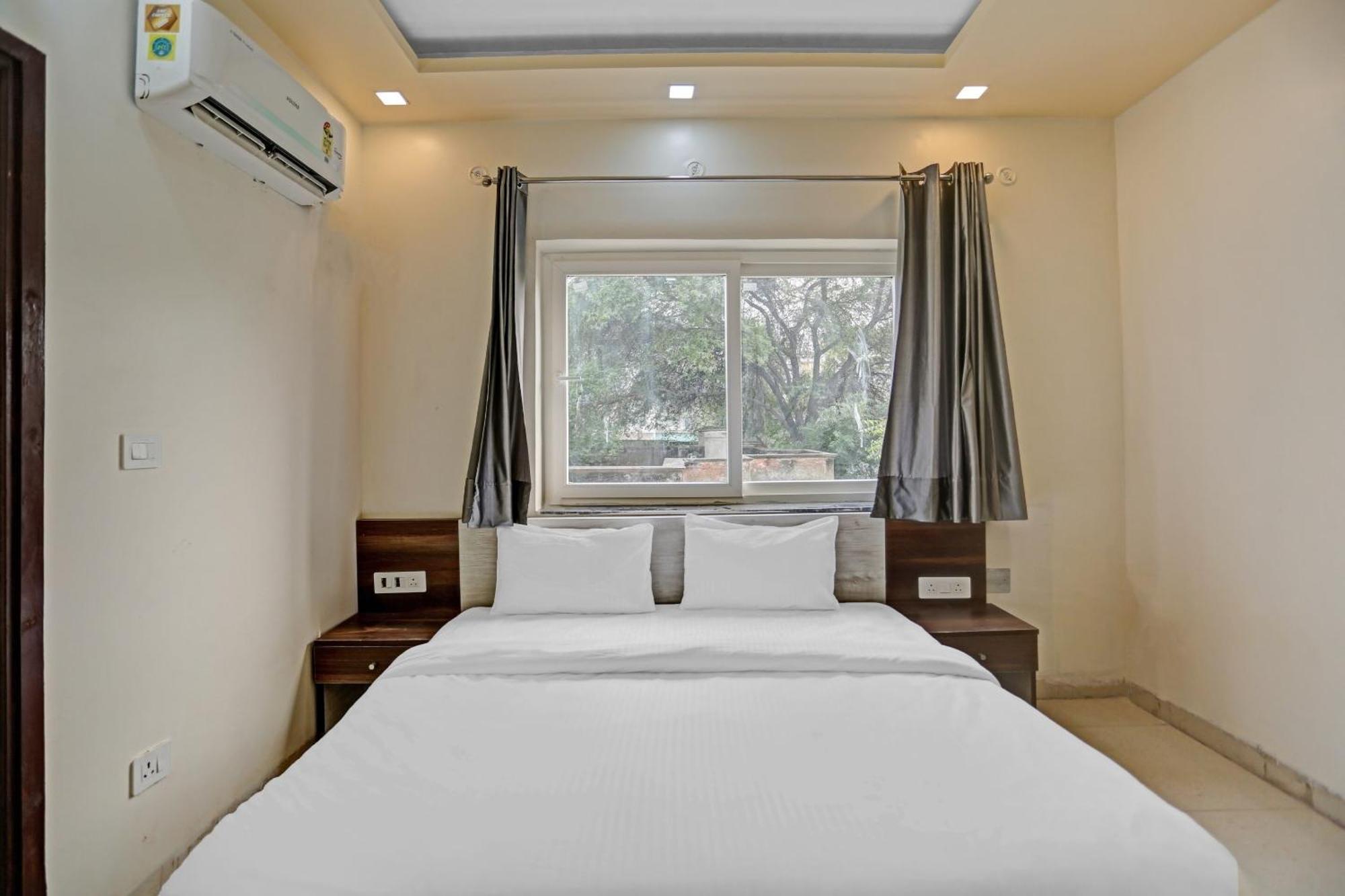 OYO 85795 Hotel Expo View Greater Noida Buitenkant foto