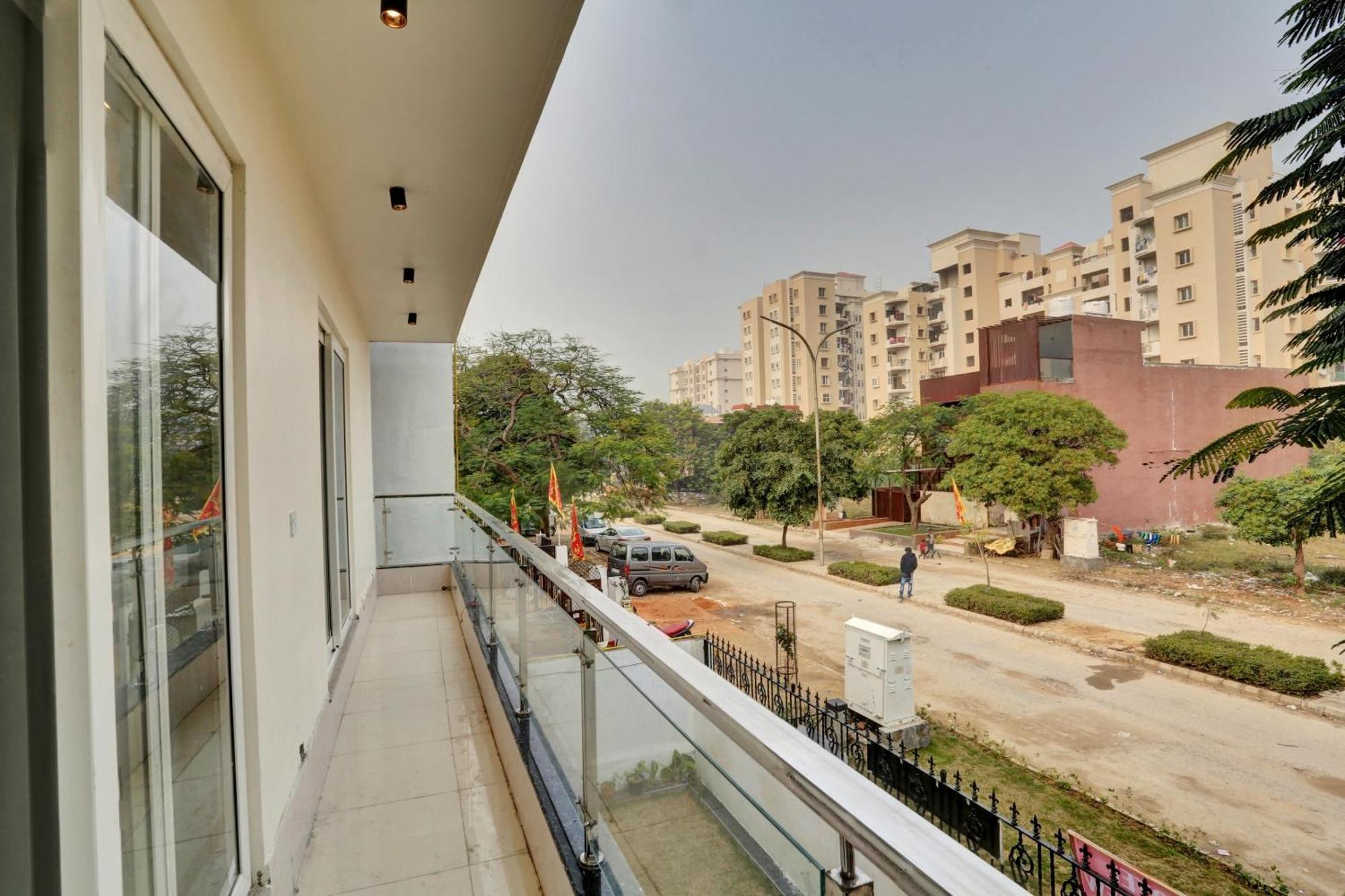 OYO 85795 Hotel Expo View Greater Noida Buitenkant foto